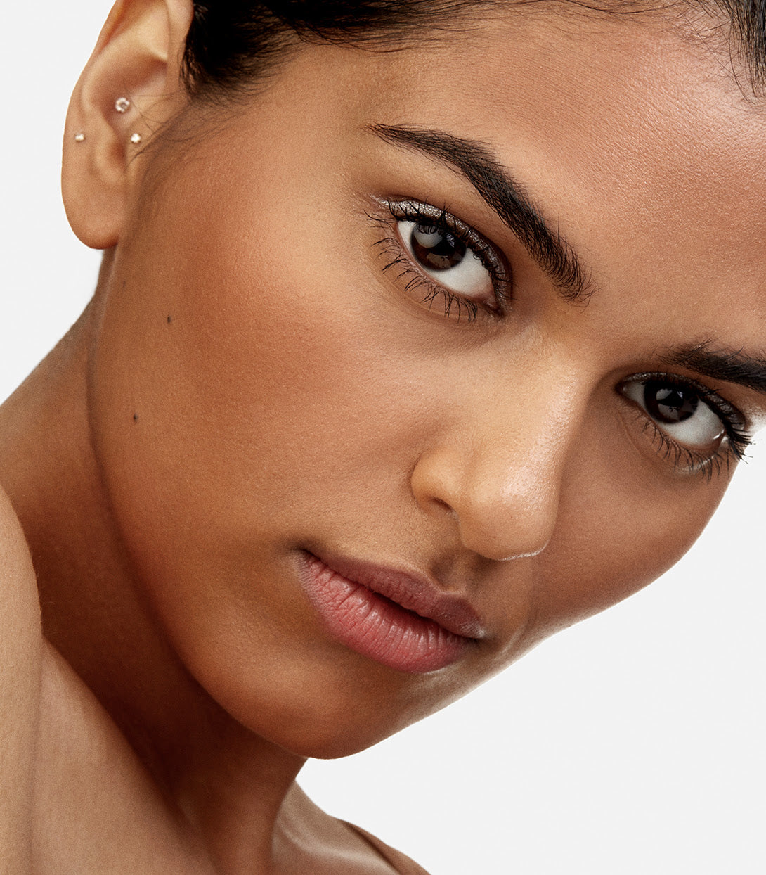 bronzer vs contour