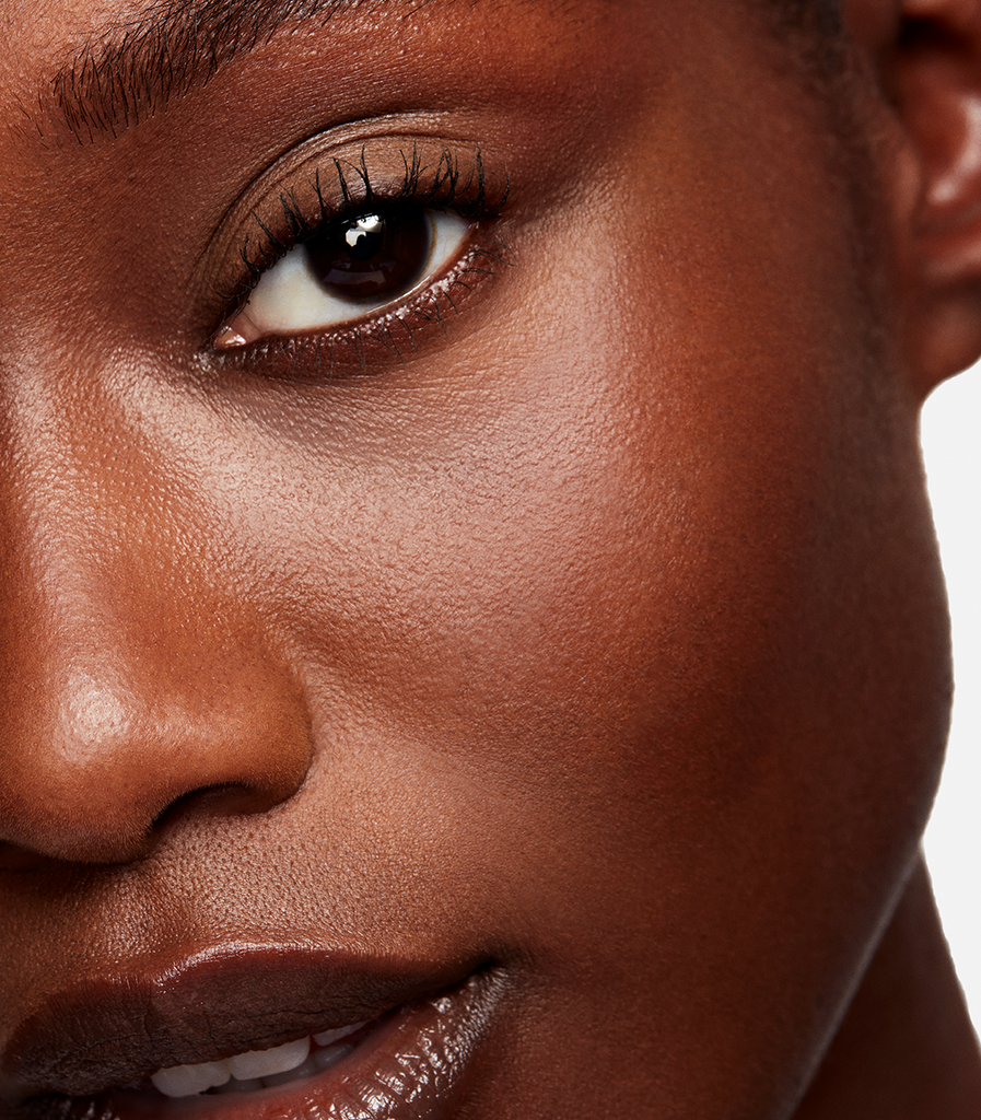 Skin Mimetic Concealer in 17 Deep C