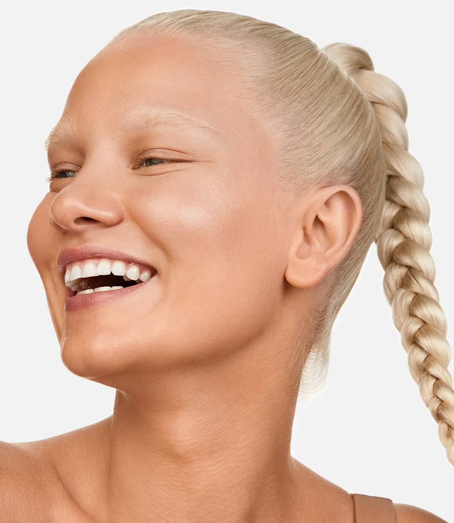 Skin Mimetic Concealer in 05 Medium W