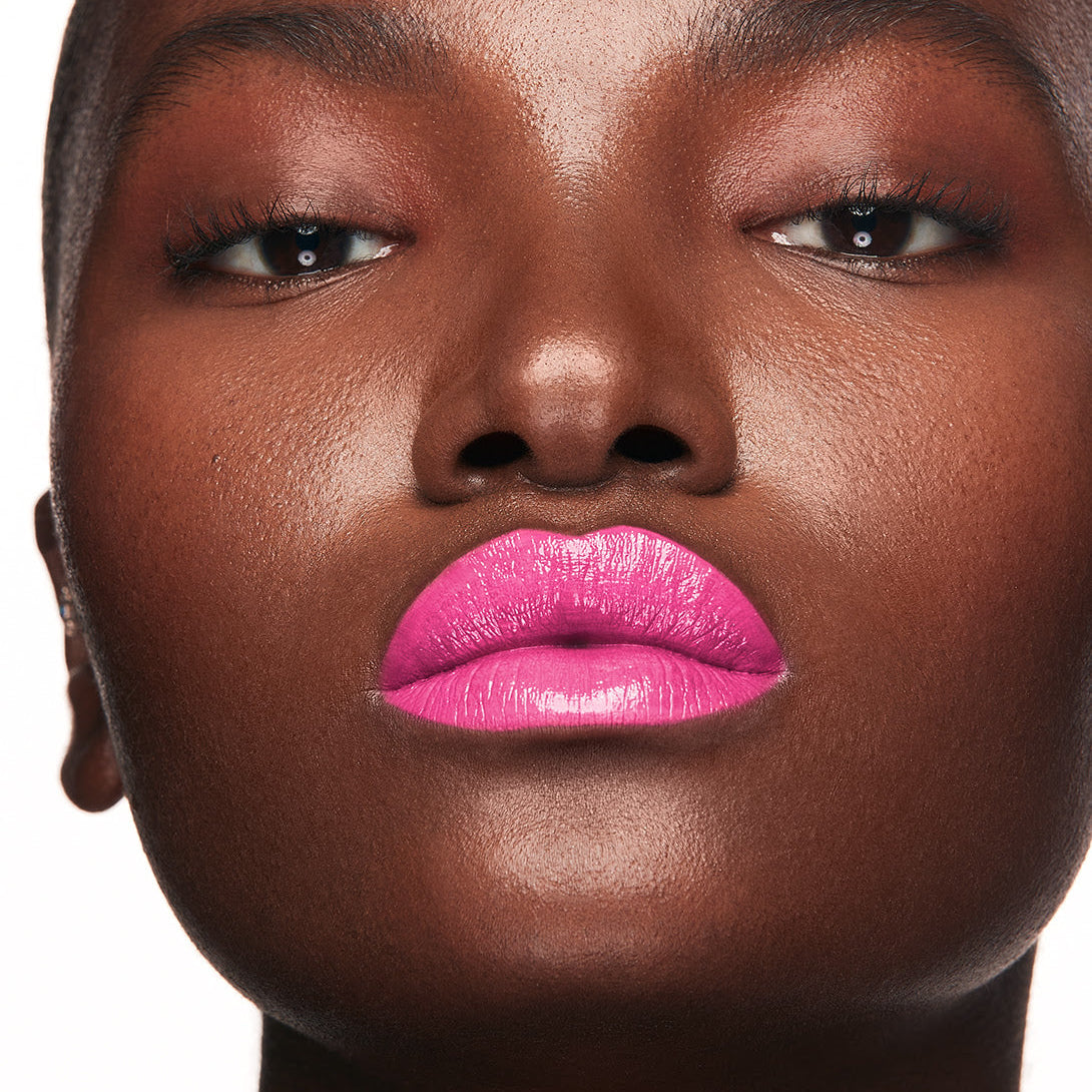 barbiecore makeup trend