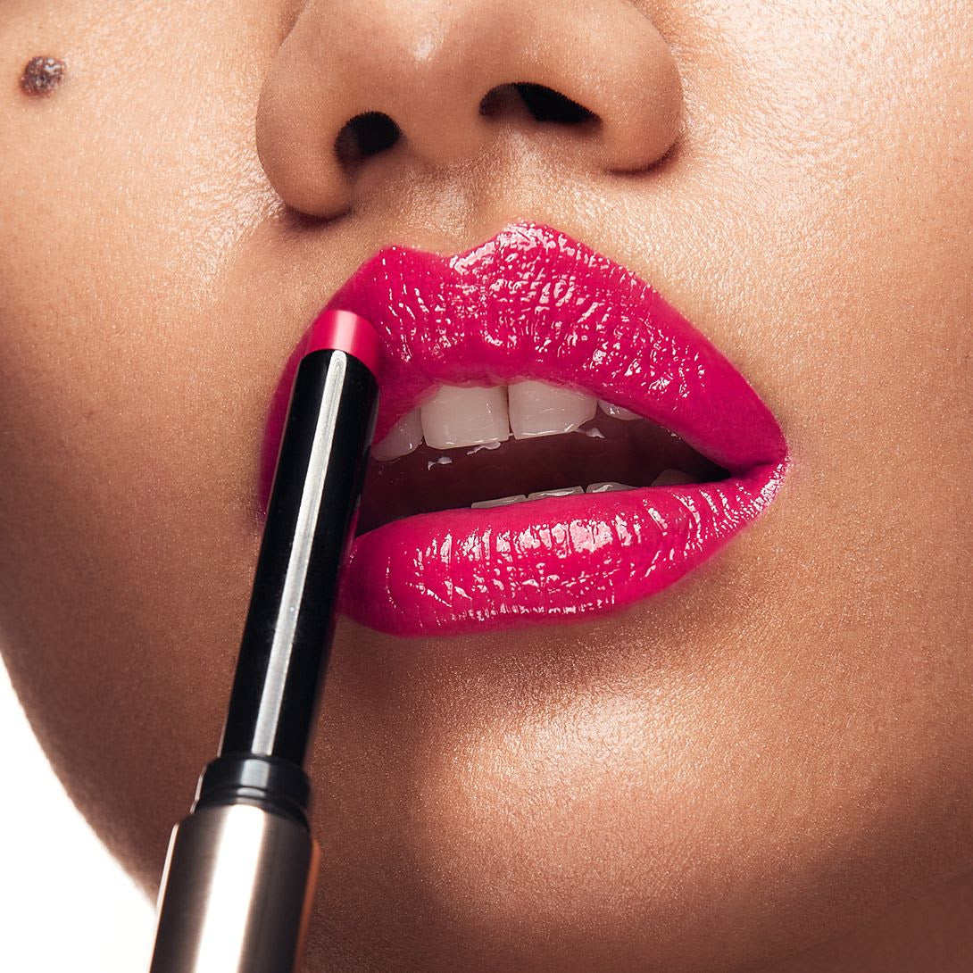 current makeup trends 2023