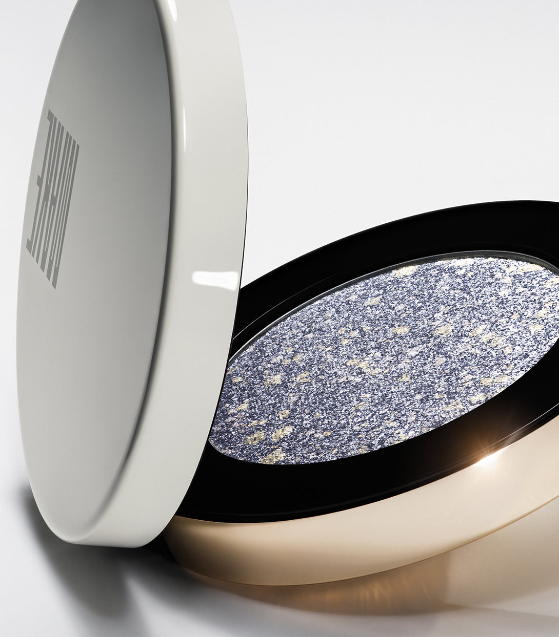 Multi-Chromatic in New Wave