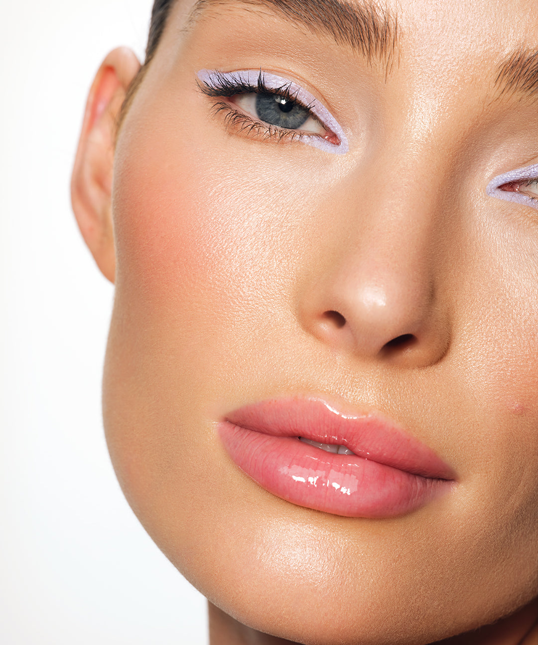 Overnight Lip Mask is available in 7 Shades.