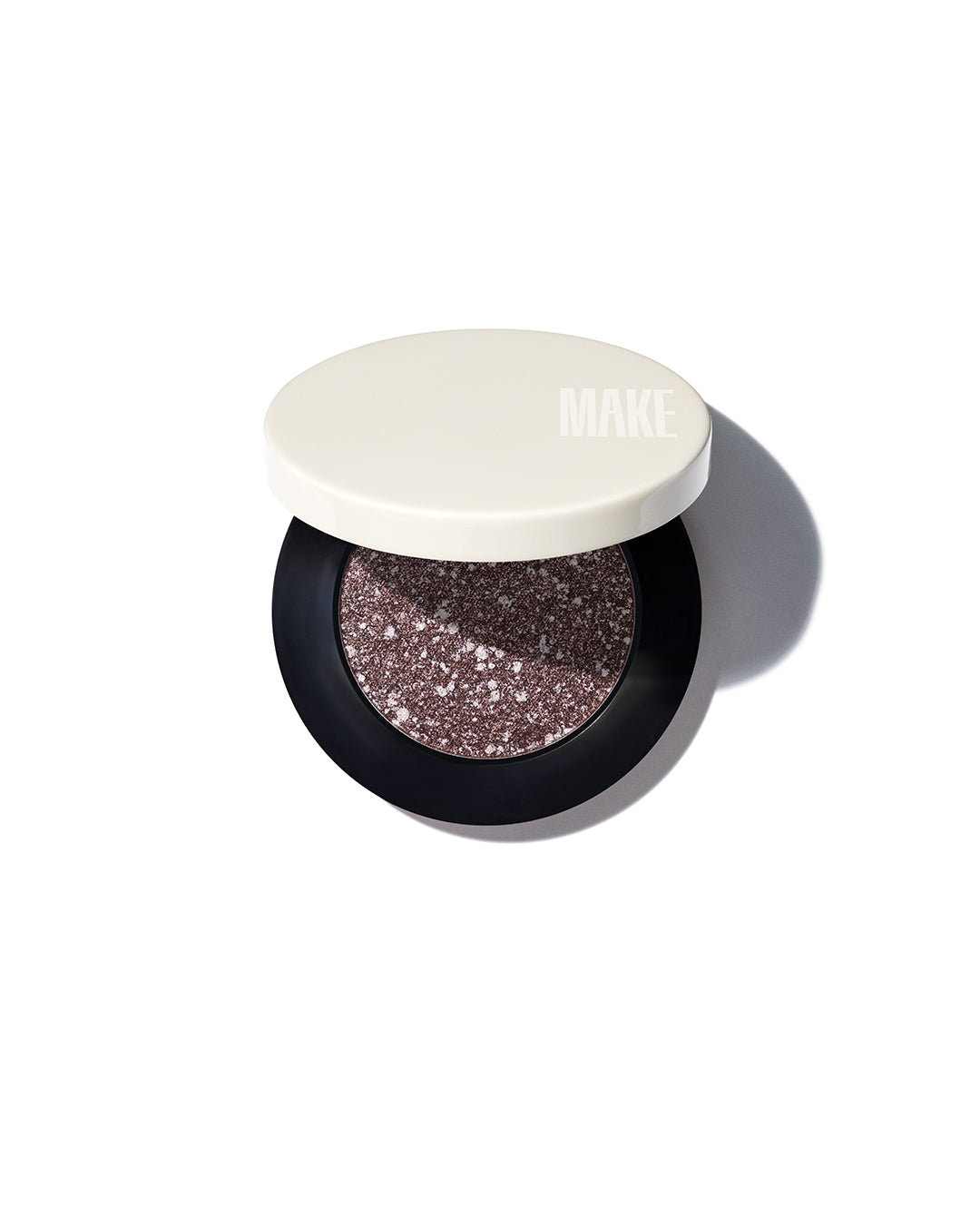 Multi-Chromatic Eyeshadow With A Metallic Finish – MAKE Beauty
