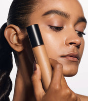 Diffusion Dew Skin Tint in Amber 10