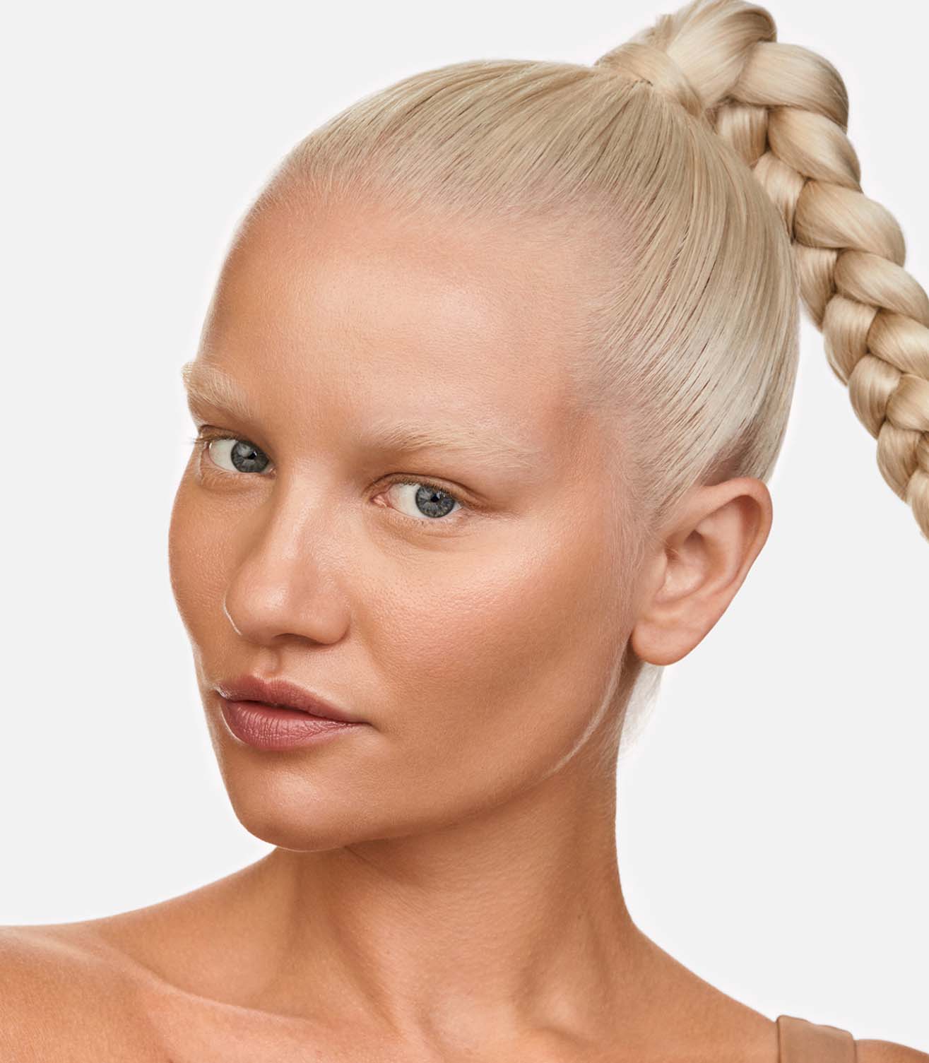 Diffusion Dew Skin Tint in Ginger 04