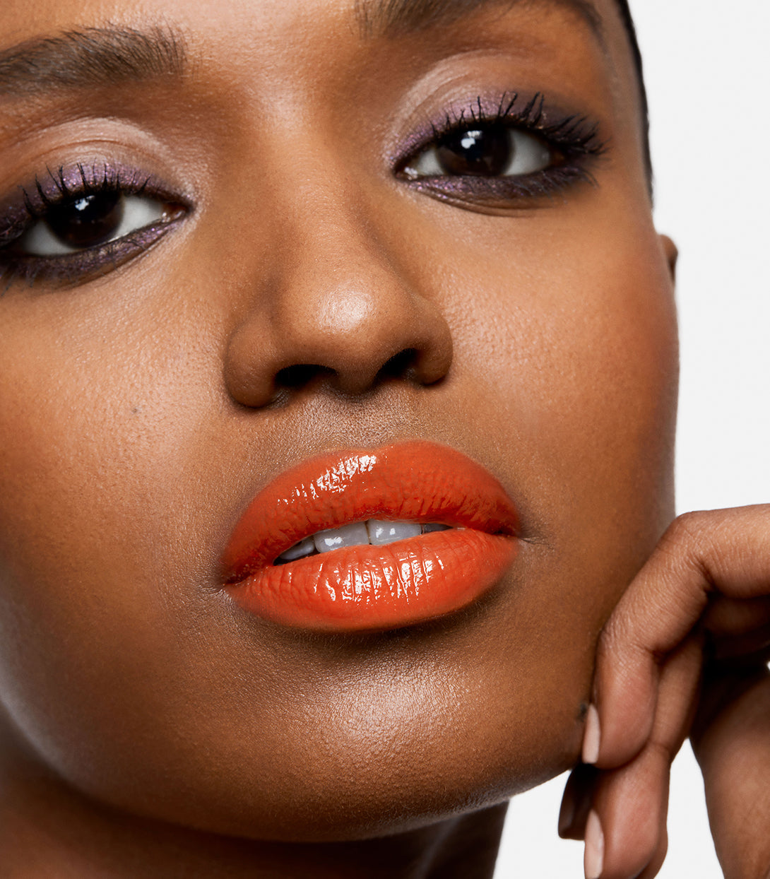 model wearing serum balm intense in sun flare | Sabrin wears Serum Balm Intense in Sun Flare+